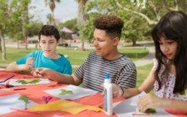 Kids doing arts