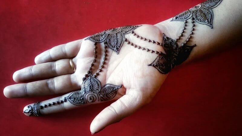 floral mehendi